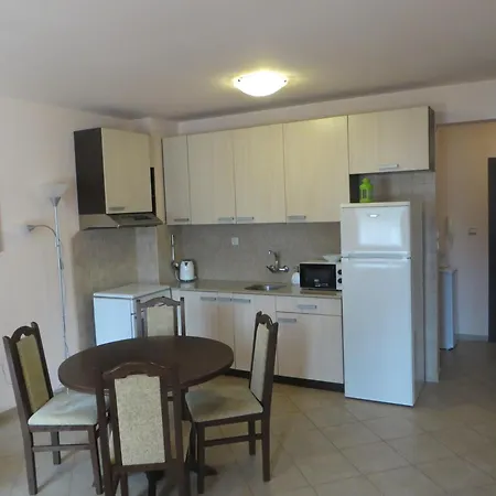 Apartment Pomorie Daire